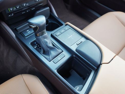 Certified 2021 Lexus ES 350 w/ Premium Package FWD image 20