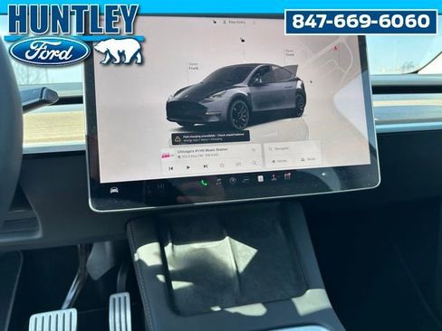 Used 2023 Tesla Model Y Performance AWD/4WD image 24