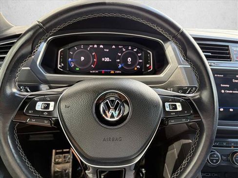 Used 2020 Volkswagen Tiguan SEL Premium R-Line AWD/4WD image 8