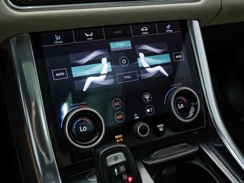 Used 2019 Land Rover Range Rover Sport Supercharged image 25