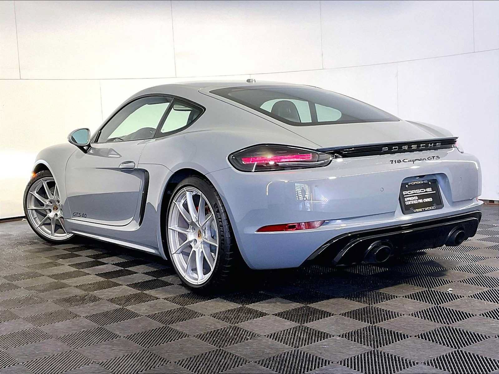 Certified 2025 Porsche 718 Cayman GTS RWD image 3