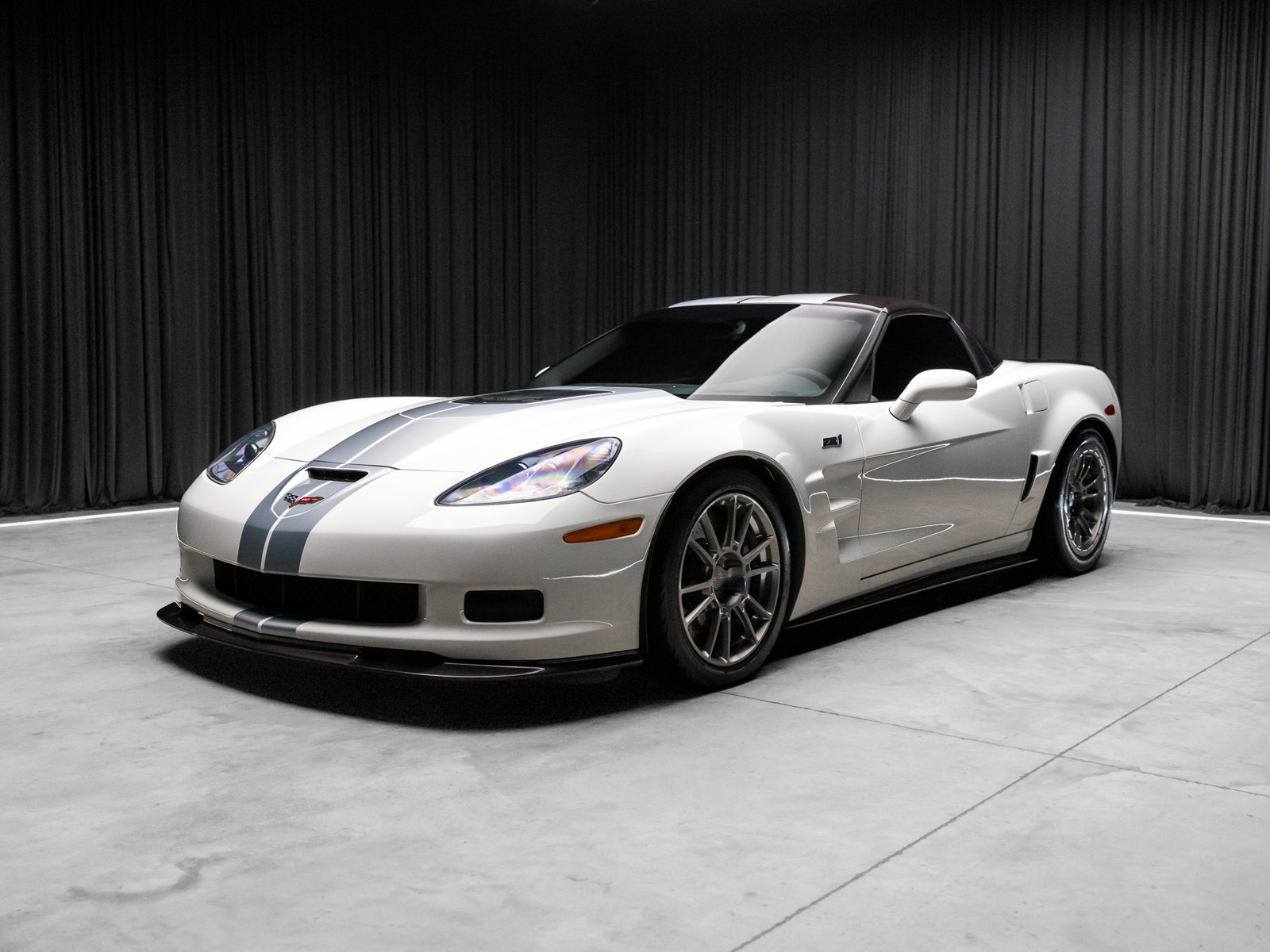Used 2013 Chevrolet Corvette ZR1 w/ 3ZR Preferred Equipment Group RWD image 21