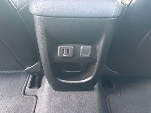 Used 2019 Chevrolet Colorado Z71 image 14