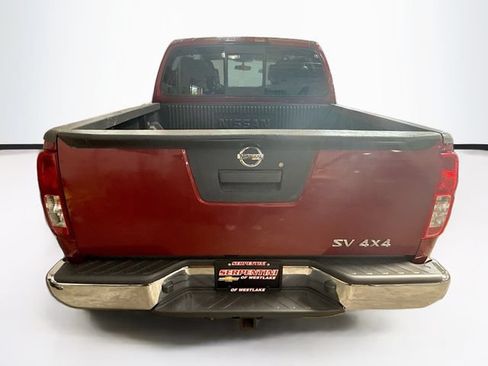 Used 2018 Nissan Frontier SV AWD/4WD image 7