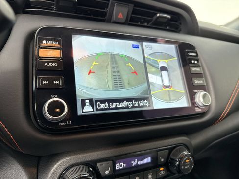 Used 2024 Nissan Kicks SR w/ SR Premium Package FWD image 9