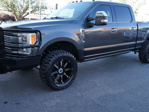 Used 2018 Ford F250 Platinum w/ Platinum Ultimate Package AWD/4WD image 10