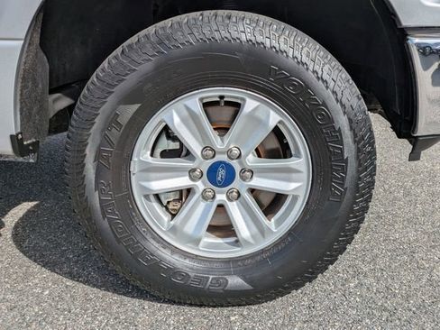 Used 2019 Ford F150 XLT image 11