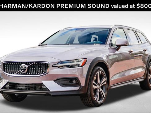 Certified 2026 Volvo V60 B5 Cross Country Plus w/ Climate Package image 3
