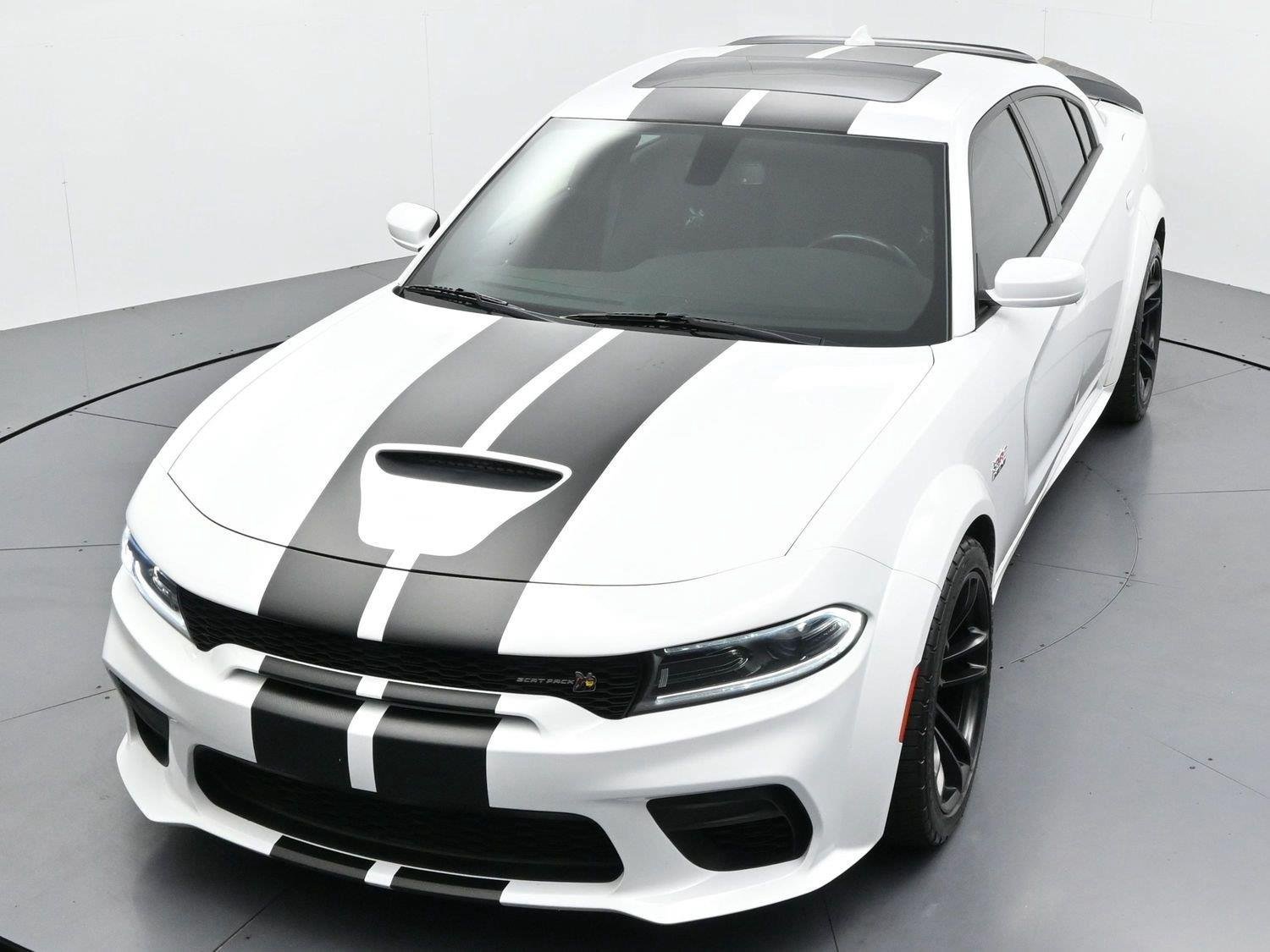 Used 2022 Dodge Charger Scat Pack RWD image 32