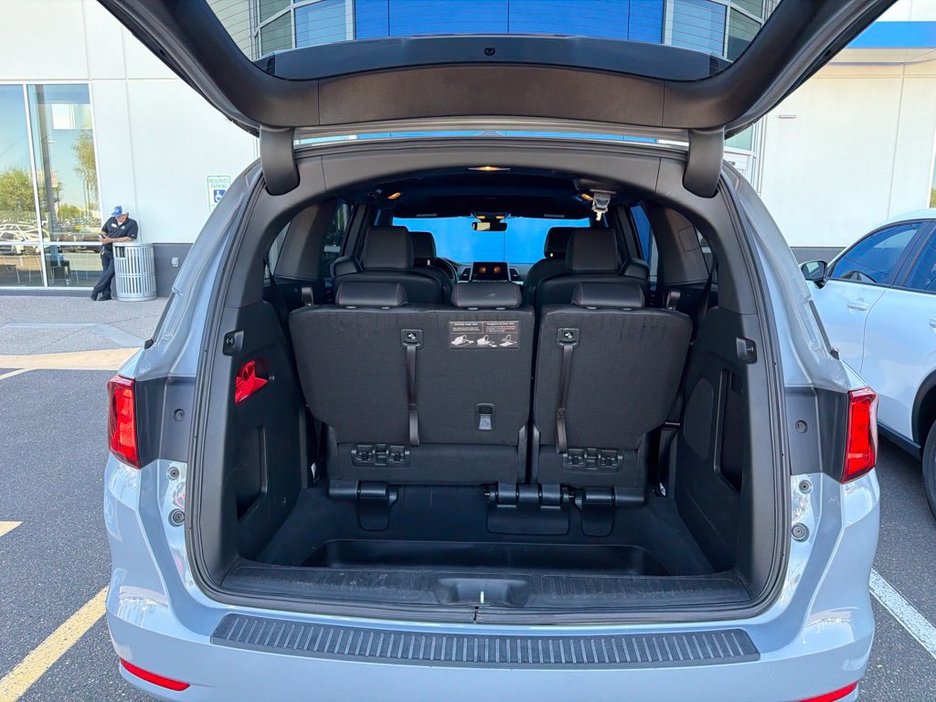 Certified 2023 Honda Odyssey Sport image 9