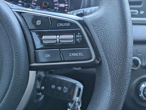 Used 2020 Kia Sportage LX image 13