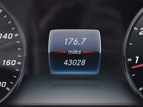 Certified 2019 Mercedes-Benz G 63 AMG 4MATIC image 24