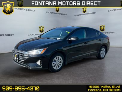 Used 2020 Hyundai Elantra SE w/ Cargo Package (C1)
