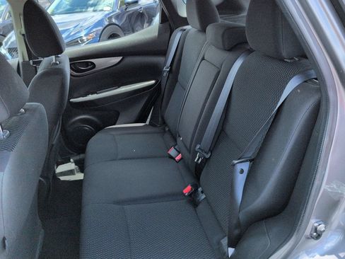 Used 2019 Nissan Rogue Sport S w/ Appearance Package FWD image 14