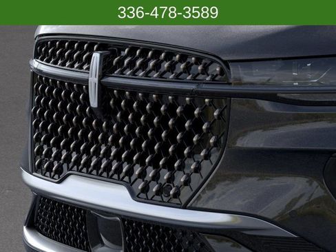 New 2026 Lincoln Nautilus Black Label image 17