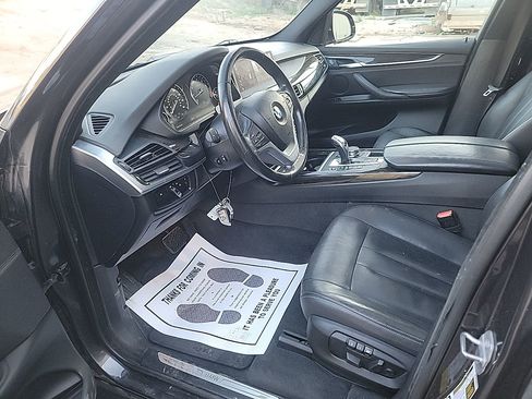 Used 2018 BMW X5 xDrive35i w/ Driving Assistance Package image 8