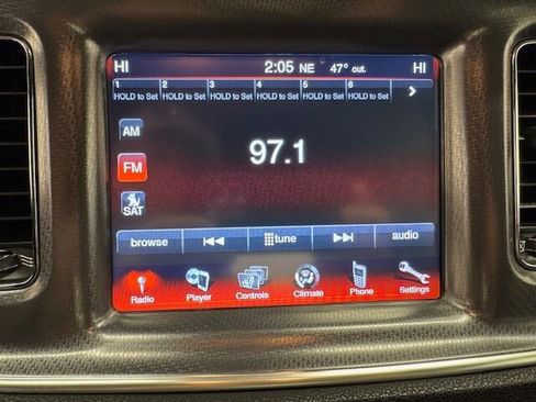 Used 2014 Dodge Charger SXT Plus image 18