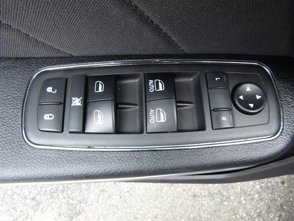 Used 2019 Dodge Charger GT RWD image 16