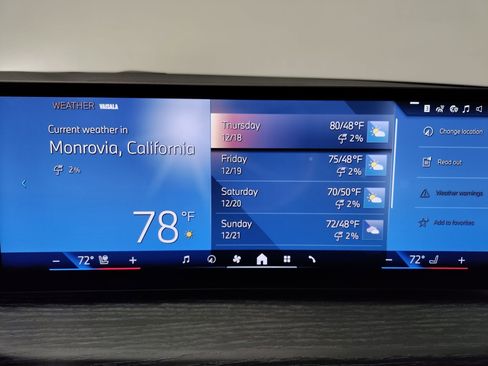 New 2026 BMW 330i Sedan w/ M Sport Package image 24