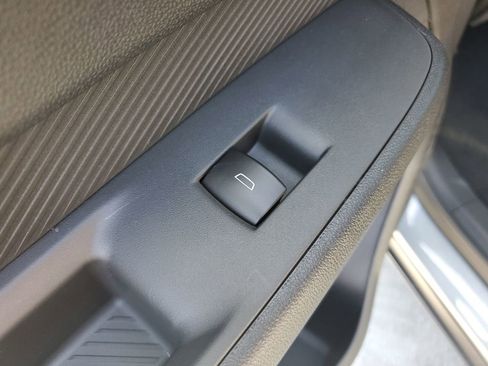 New 2027 Chevrolet Bolt LT w/ Comfort Package FWD image 15