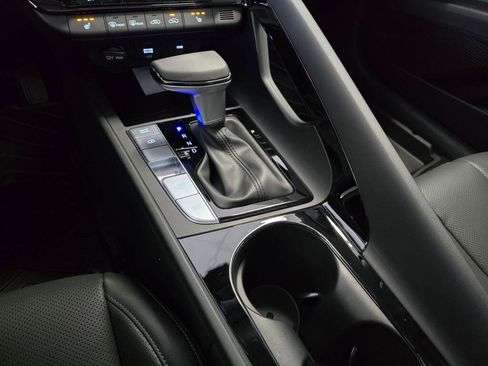New 2026 Hyundai Elantra Limited image 31