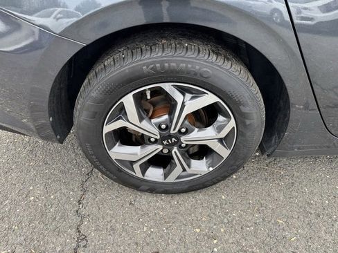Used 2021 Kia Forte LXS image 28