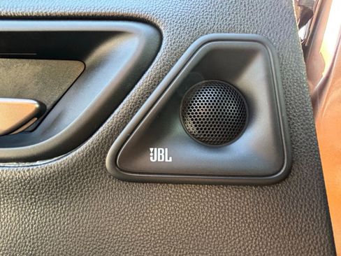 Used 2025 Toyota Crown Signia image 24