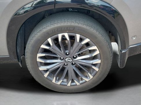 Certified 2024 Nissan Rogue Platinum w/ Platinum Premium Package FWD image 30