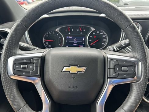 Used 2022 Chevrolet Blazer LT FWD image 37