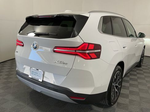 Certified 2025 BMW X3 xDrive30i w/ Convenience Package image 5