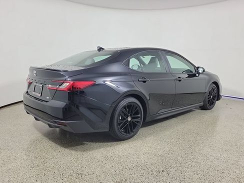 Used 2026 Toyota Camry SE FWD image 5