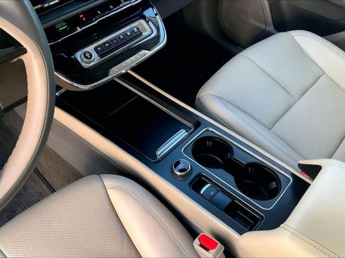 Used 2023 Lincoln Corsair Reserve FWD image 17