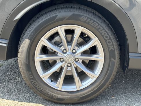 Used 2024 Honda CR-V EX-L image 9