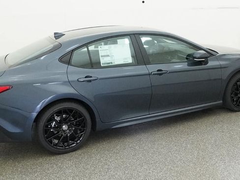 New 2026 Toyota Camry SE FWD image 10