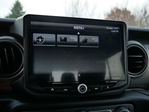 Certified 2020 Jeep Gladiator Sport w/ Quick Order Package 24S image 28