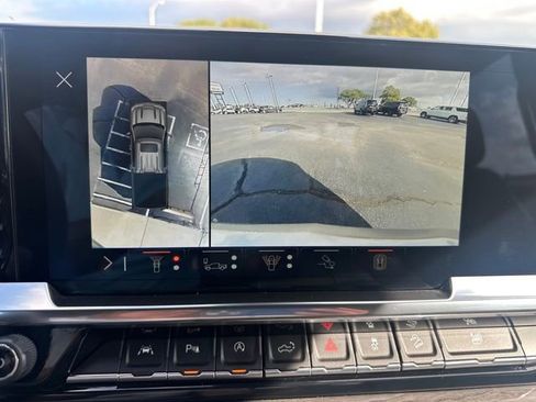 Used 2024 Chevrolet Silverado 1500 LTZ image 19