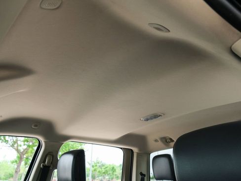 Used 2020 RAM 2500 Tradesman w/ Chrome Appearance Group image 34