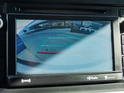 Used 2017 Toyota Tacoma SR5 image 37