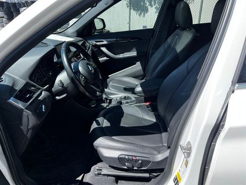 Used 2017 BMW X1 xDrive28i AWD/4WD image 17