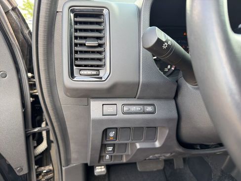 Used 2023 Nissan Frontier Pro-X w/ Technology Package RWD image 27