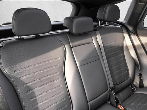 Certified 2026 Mercedes-Benz GLC 300 4MATIC image 29