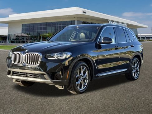 Certified 2022 BMW X3 sDrive30i w/ Premium Package 2 (ZPA) image 5
