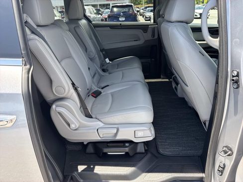 Used 2022 Honda Odyssey EX-L image 27