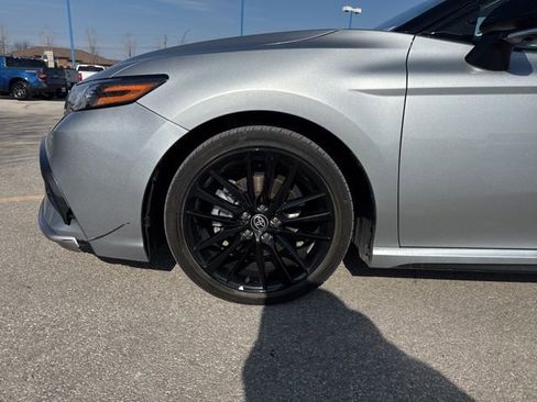 Used 2022 Toyota Camry XSE w/ Navigation Upgrade Package image 33