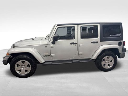 Used 2012 Jeep Wrangler Unlimited Sahara image 26