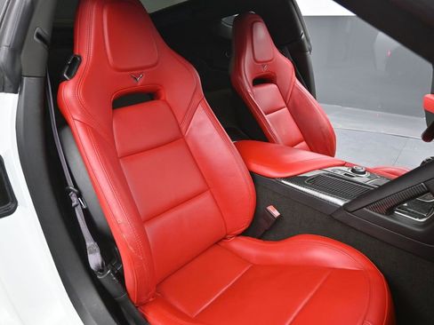 Used 2016 Chevrolet Corvette Stingray Coupe w/ 2LT Preferred Equipment Group image 2