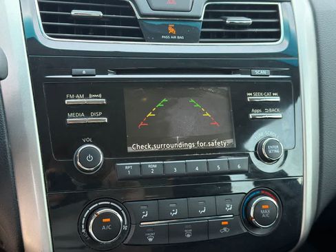 Used 2014 Nissan Altima 2.5 S w/ Display Audio Package FWD image 27