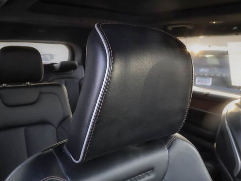 Used 2021 Jeep Grand Cherokee L Summit w/ Luxury Tech Group V image 35