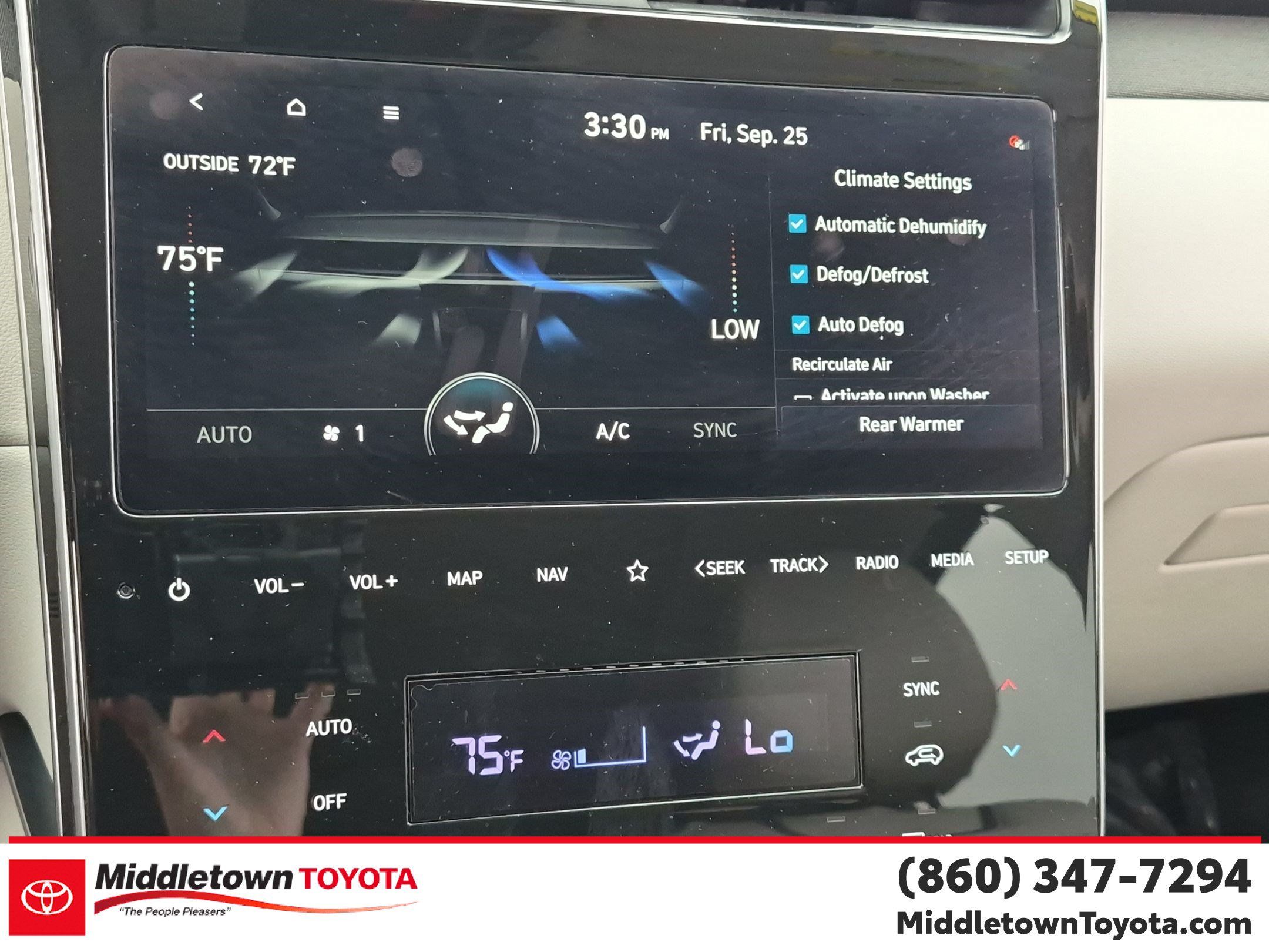 Used 2023 Hyundai Tucson Limited w/ Cargo Package AWD/4WD image 25
