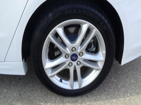 Used 2018 Ford Fusion S image 11